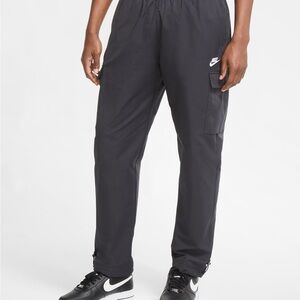 Nike Men's Woven Cargo Joggers